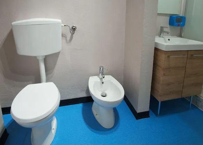 Milano Ostello Albergue *